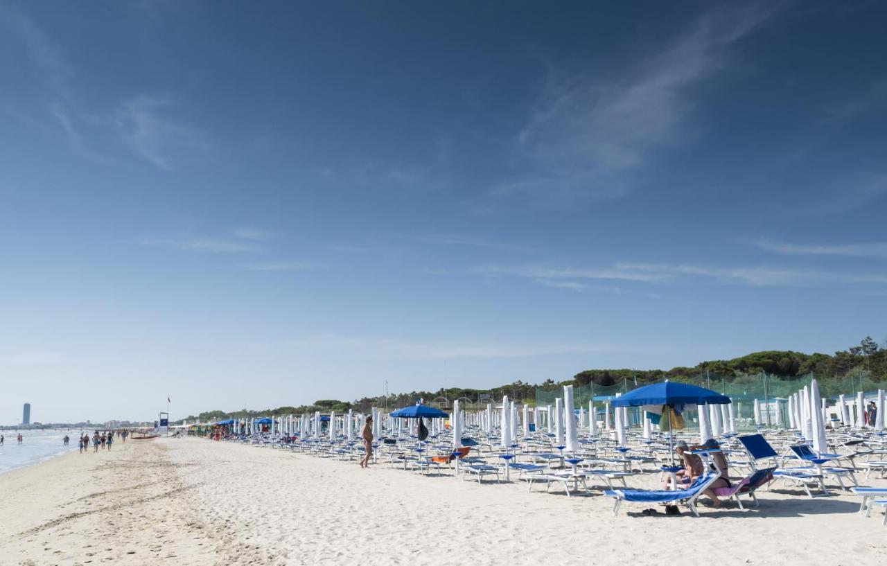 Park Hotel Pineta Червія Екстер'єр фото